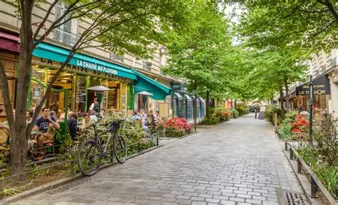 The Marais: Parisian Private Lifestyle Experience